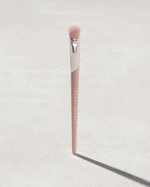 Plush Eyeshadow Brush 240