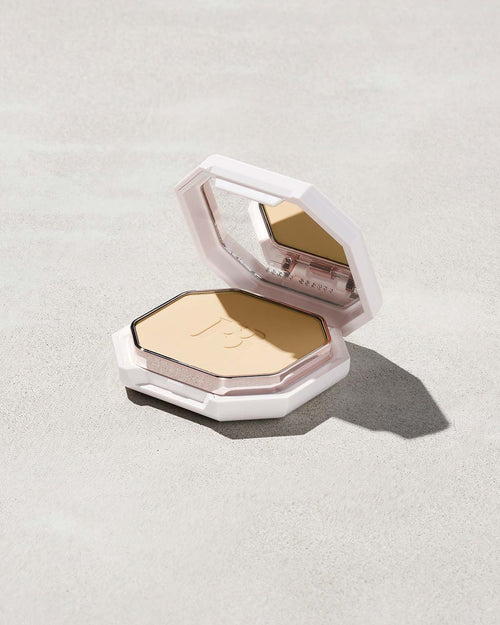 Pro Filt'r Soft Matte Powder Foundation — #105