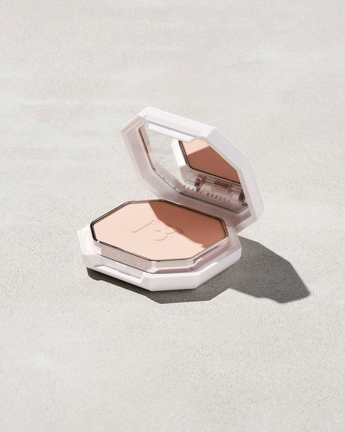 Pro Filt'r Soft Matte Powder Foundation — #120