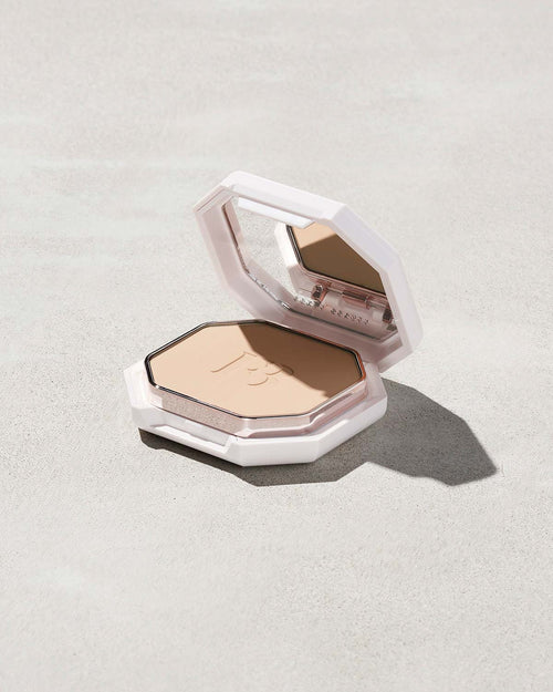 Pro Filt'r Soft Matte Powder Foundation — #150
