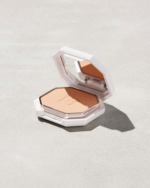Pro Filt'r Soft Matte Powder Foundation — #180