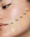 Soft'lit Naturally Luminous Longwear Foundation — 240